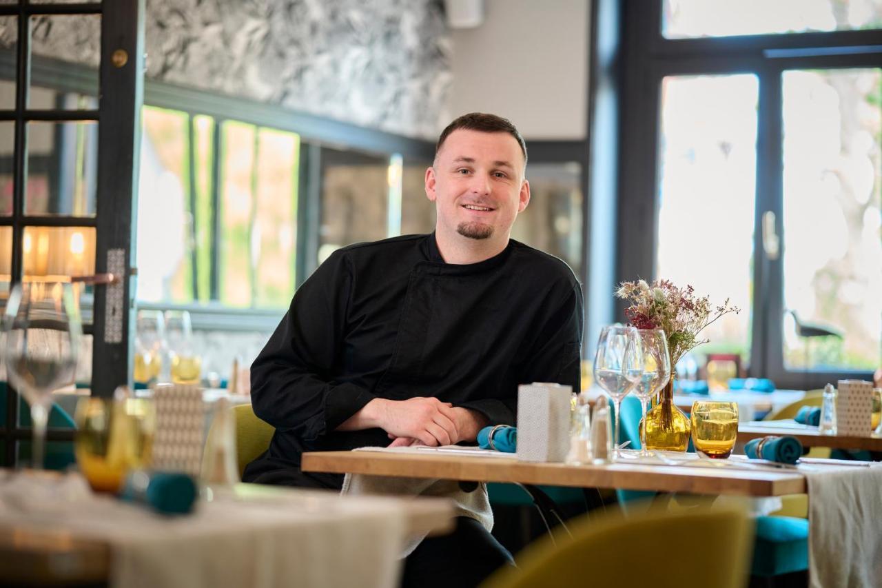 The Originals Boutique, Hotel La Colonne De Bronze, סן-ואלרי-סור-סום מראה חיצוני תמונה